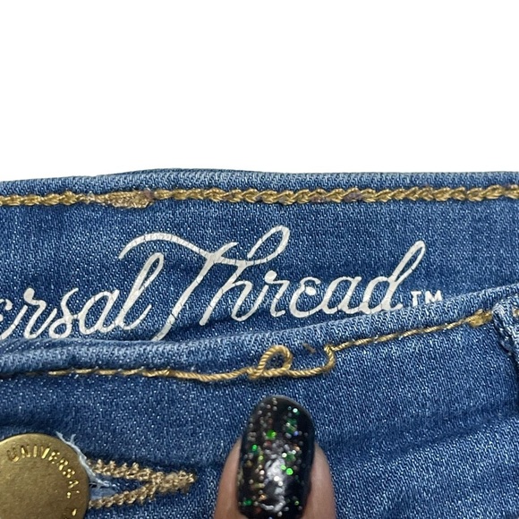 Universal Thread Blue Frayed Hem High Rise Skinny Jeans Plus Size 18/34R - Picture 4 of 8